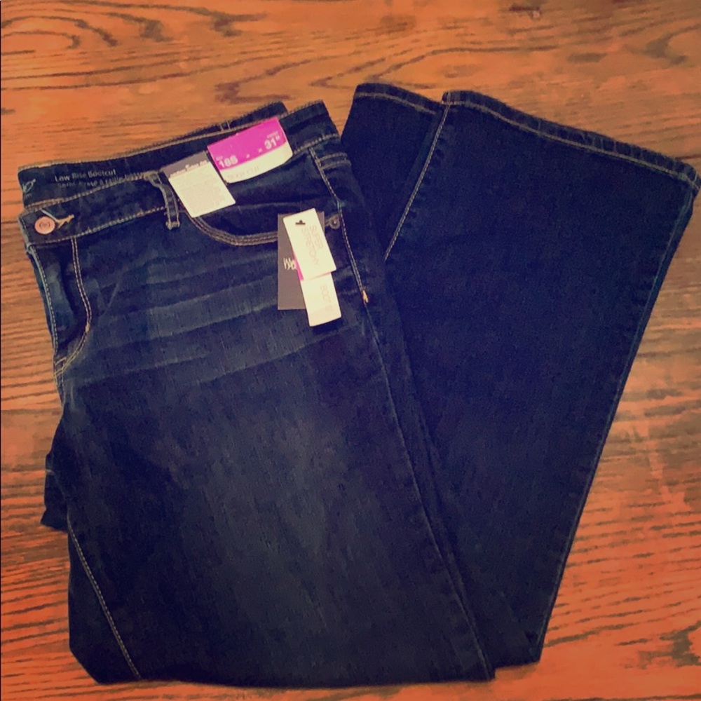 Mossimo 18s denim low rise bootcut super stretchy